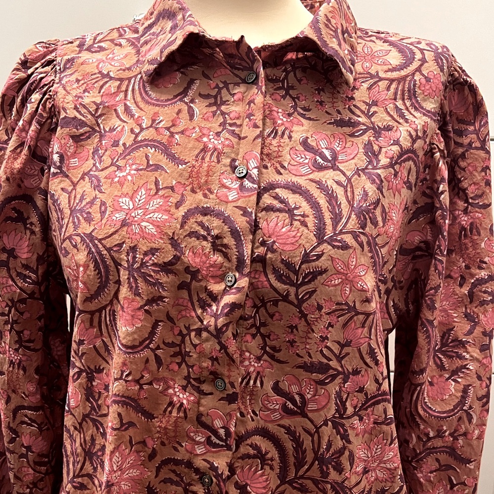 Size Large Lilla P Shirred Button Down Blouse - Pink Floral